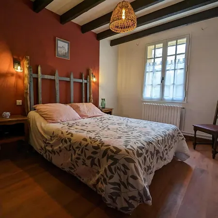 Holiday home Maison Lumineuse Et Calme Pres De Avec Wifi Et Animaux Acceptes - Fr-1-616-448